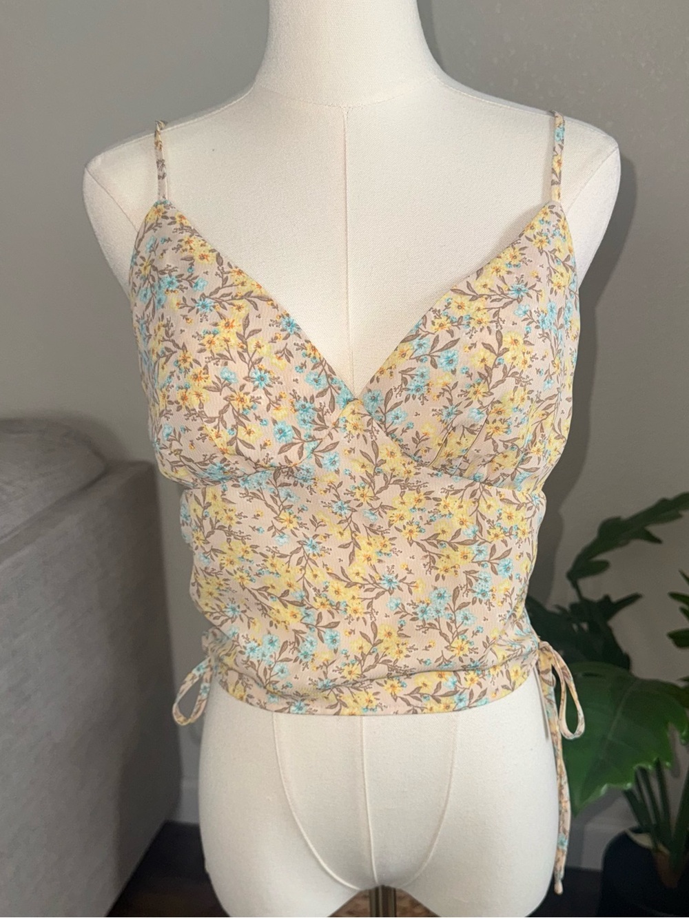 Pacsun A Heart Women’s Medium Floral Ruched Side Tie Crop Tank Top Y2K Sexy